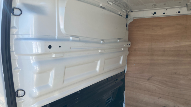 Renault Trafic Swb Diesel SL30 Blue dCi 130 Advance Van